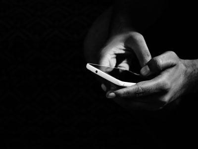 Efek Smartphone Pada Otak: Benarkah Bisa Mengurangi IQ