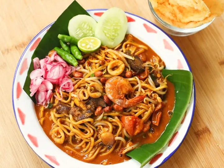 Mie Aceh: Pedasnya Rempah, Hangatnya Tradisi