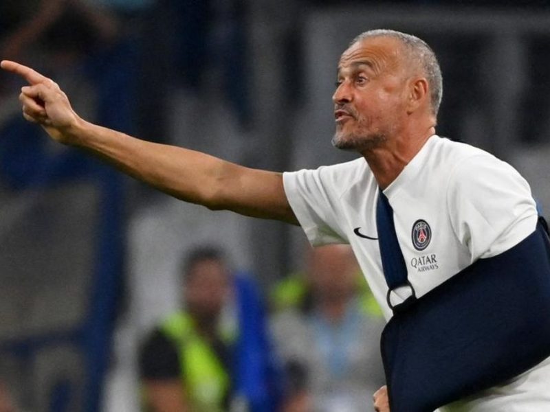 Menang Lawan Mantan: Luis Enrique Tak Kuasa Tahan Haru