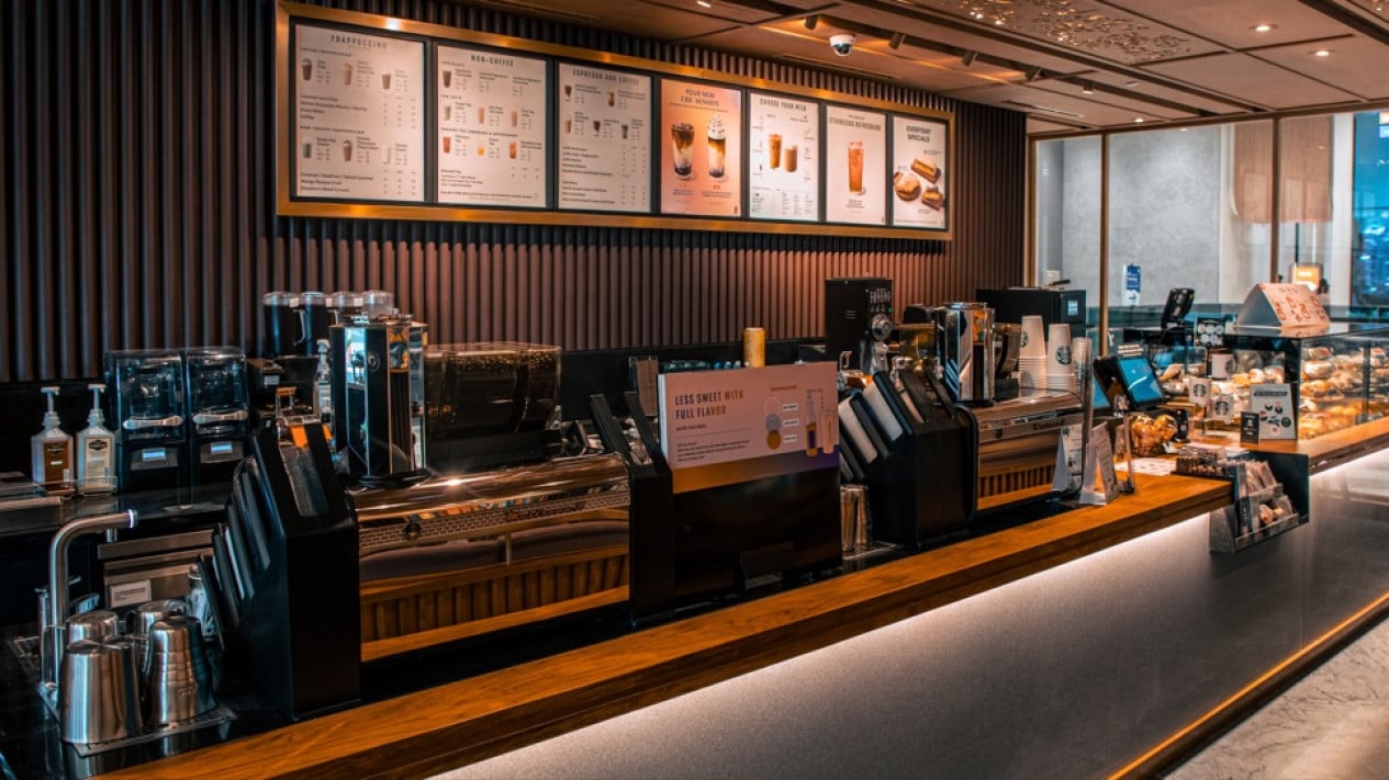 Indonesia Mendunia: 4 Bar Terbaik Se Asia 2025