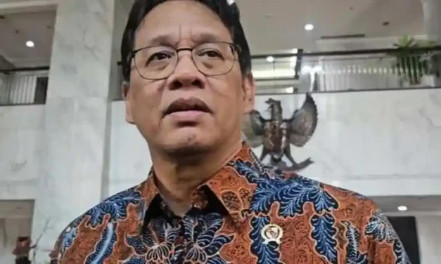 Purbaya Bikin Rapat Serius Cair Bersama KSAD