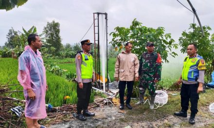 Warga Kaget, Sumur Bor di Sragen Semburkan Air 8 Meter
