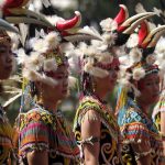 Keunikan Suku Dayak: Satu Identitas Dengan Bahasa Beragam