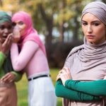 3 Cara Terbaik Untuk Hindari Sikap Dengki