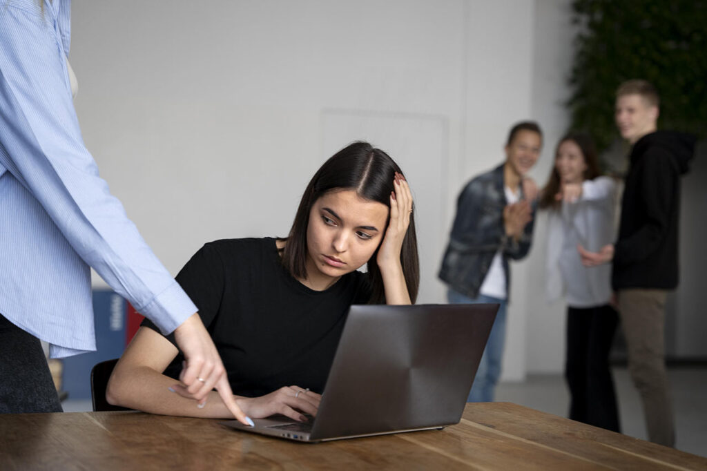 Bahaya Impostor Syndrome Pekerja Muda!