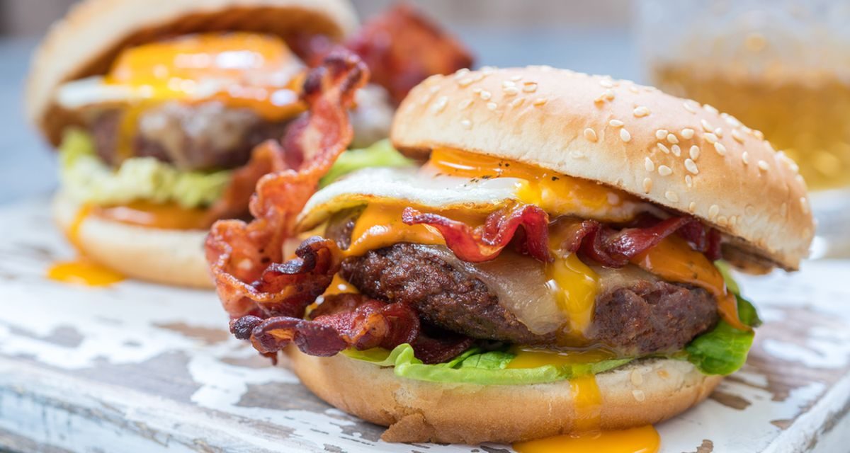Kedai Burger Solo Yang Seru Buat Bersantai