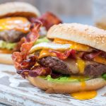 Kedai Burger Solo Yang Seru Buat Bersantai