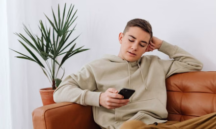 Pertimbangan Penting Sebelum Pinjam Online
