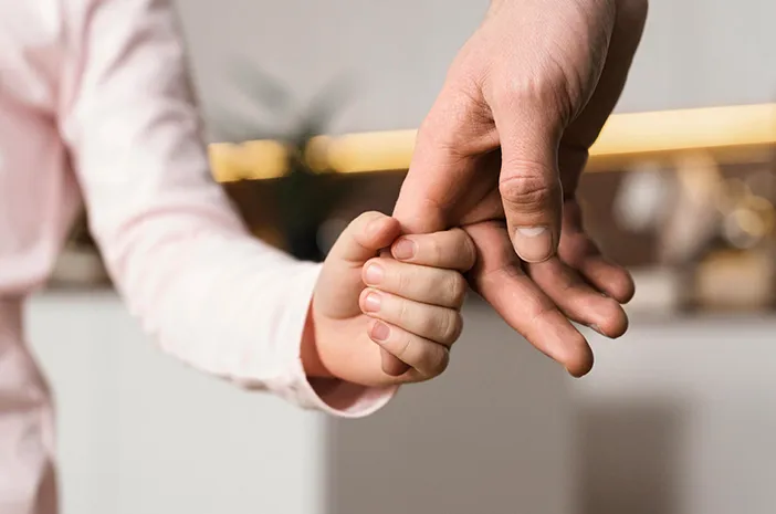 Ramah vs Grooming: 4 Tanda Yang Terlewat